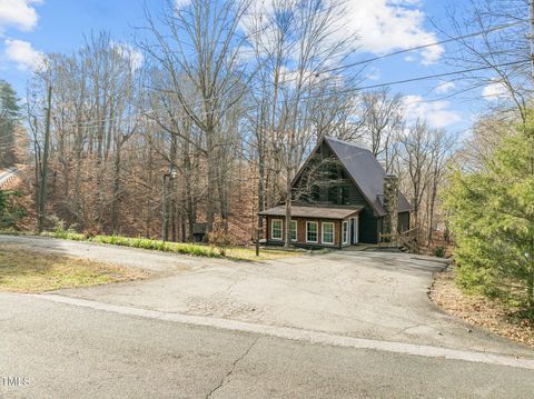 A home in Leasburg