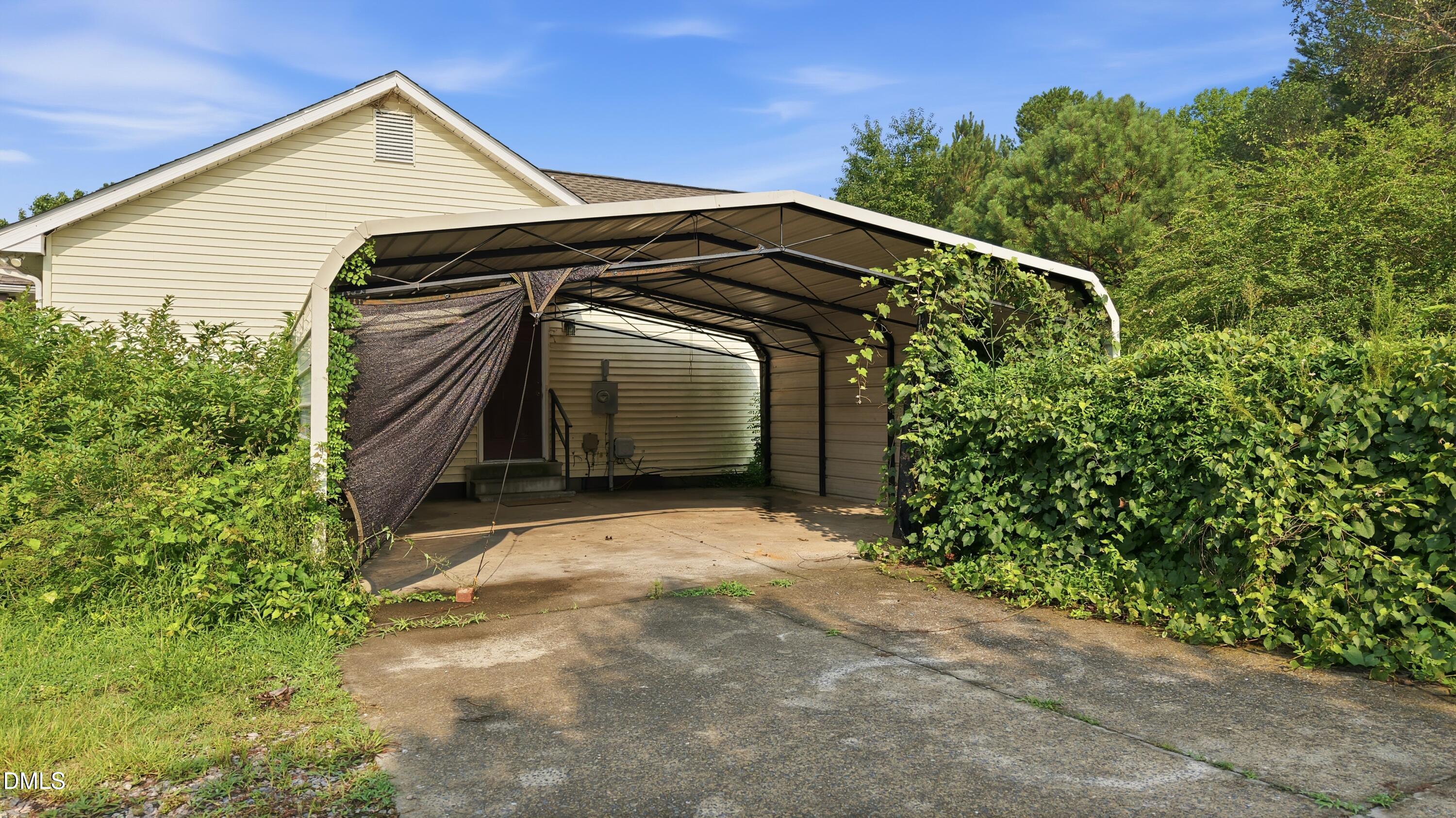 7912 Smith Road