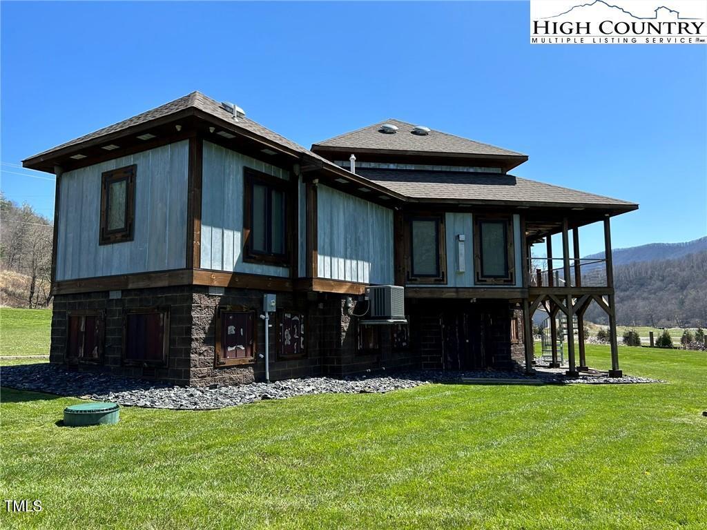972 W Deep Ford Road