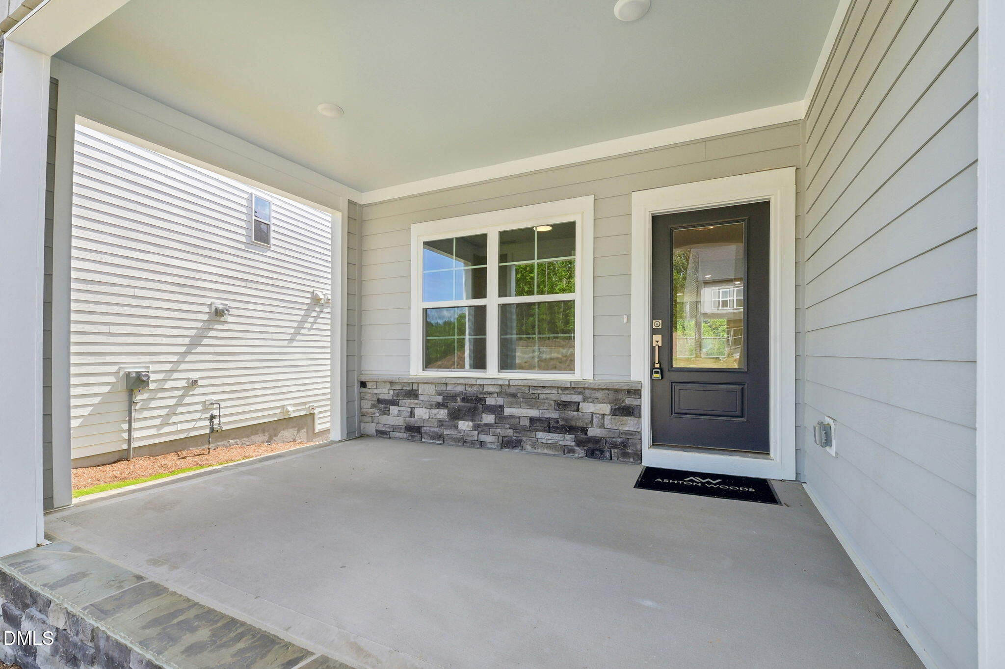 1521 Immagene Way 82