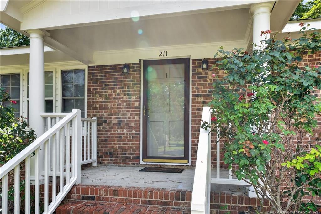 211 Burton Avenue