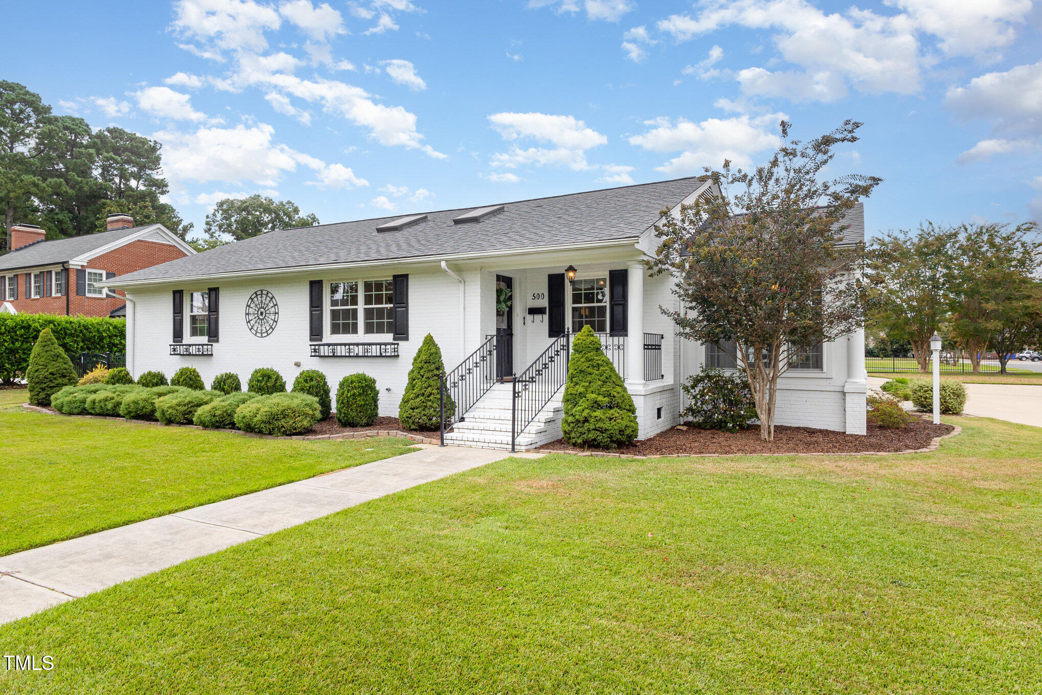 500 W Woodall Street
