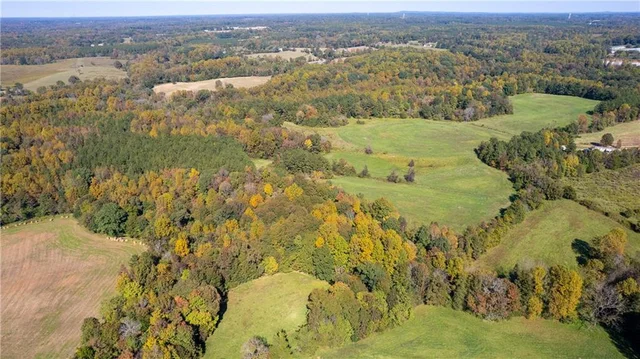 3001 Headen Country Trail, photo 4 of 10