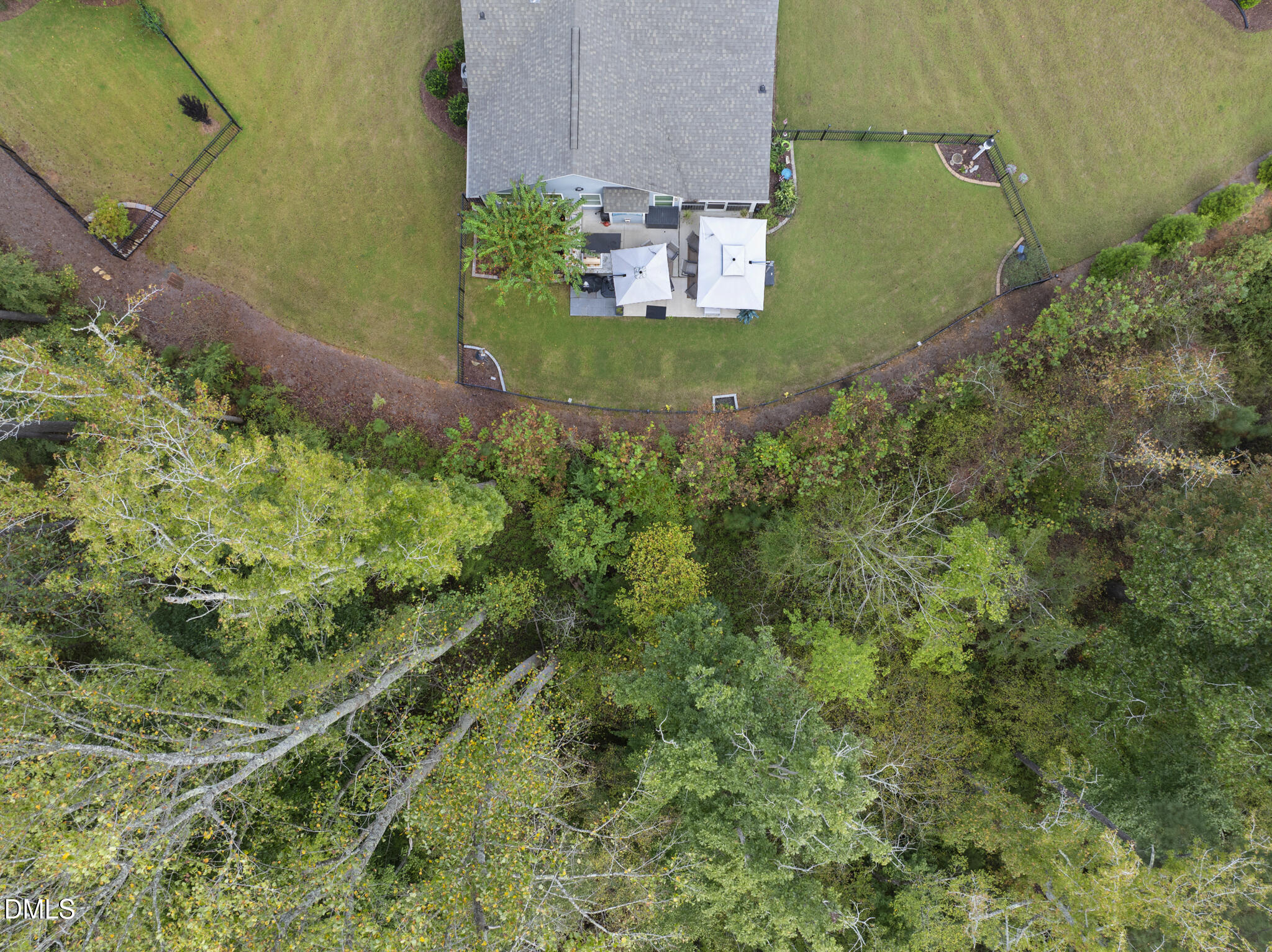 40 Stormy Bluff Court