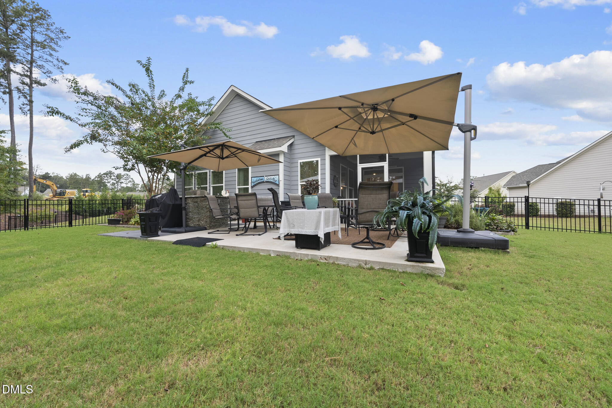 40 Stormy Bluff Court