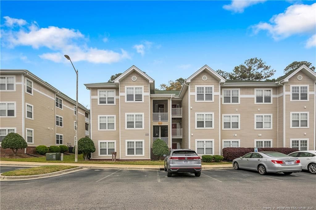 listing image 0