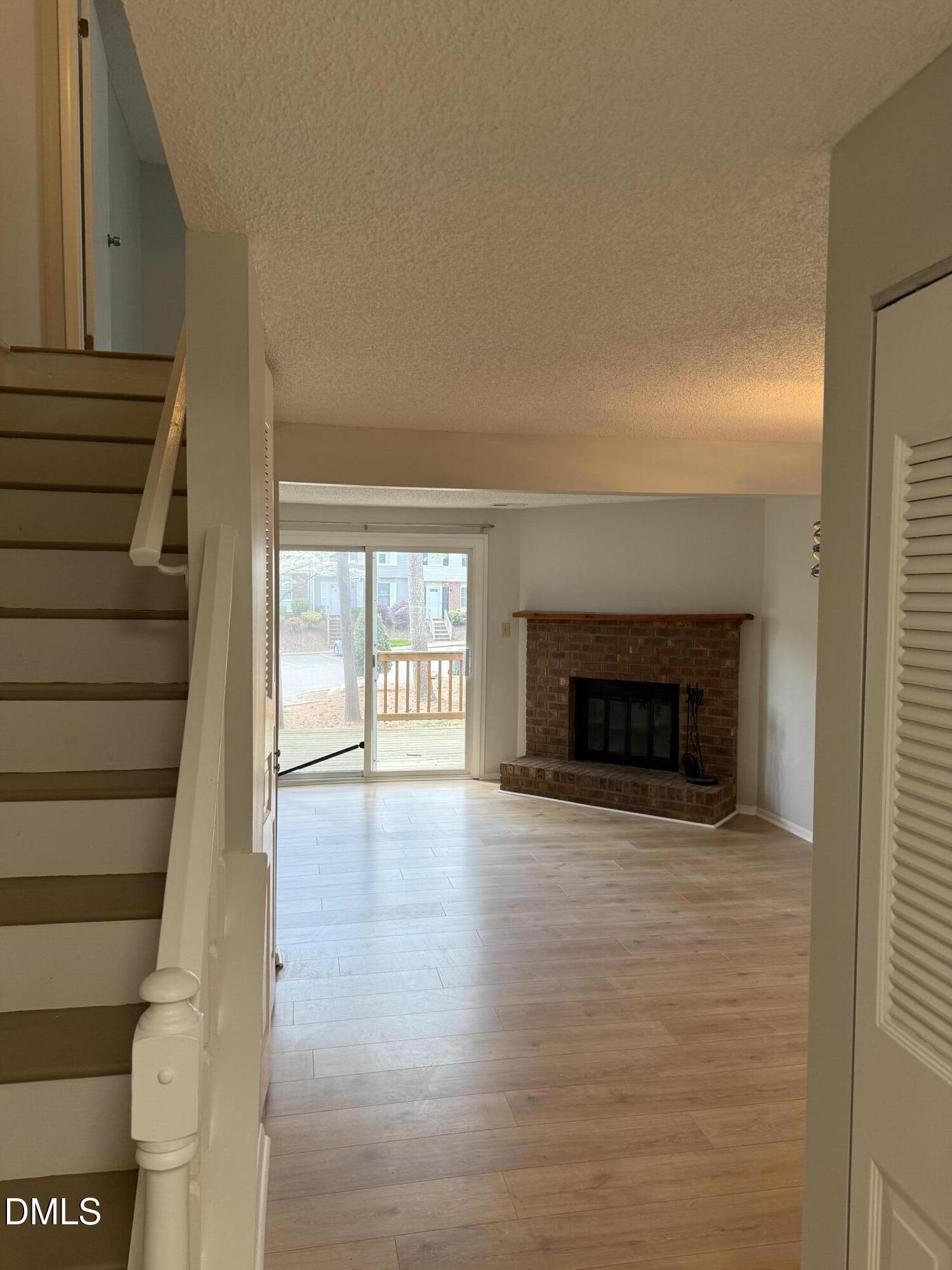 7721 Kingsberry Court