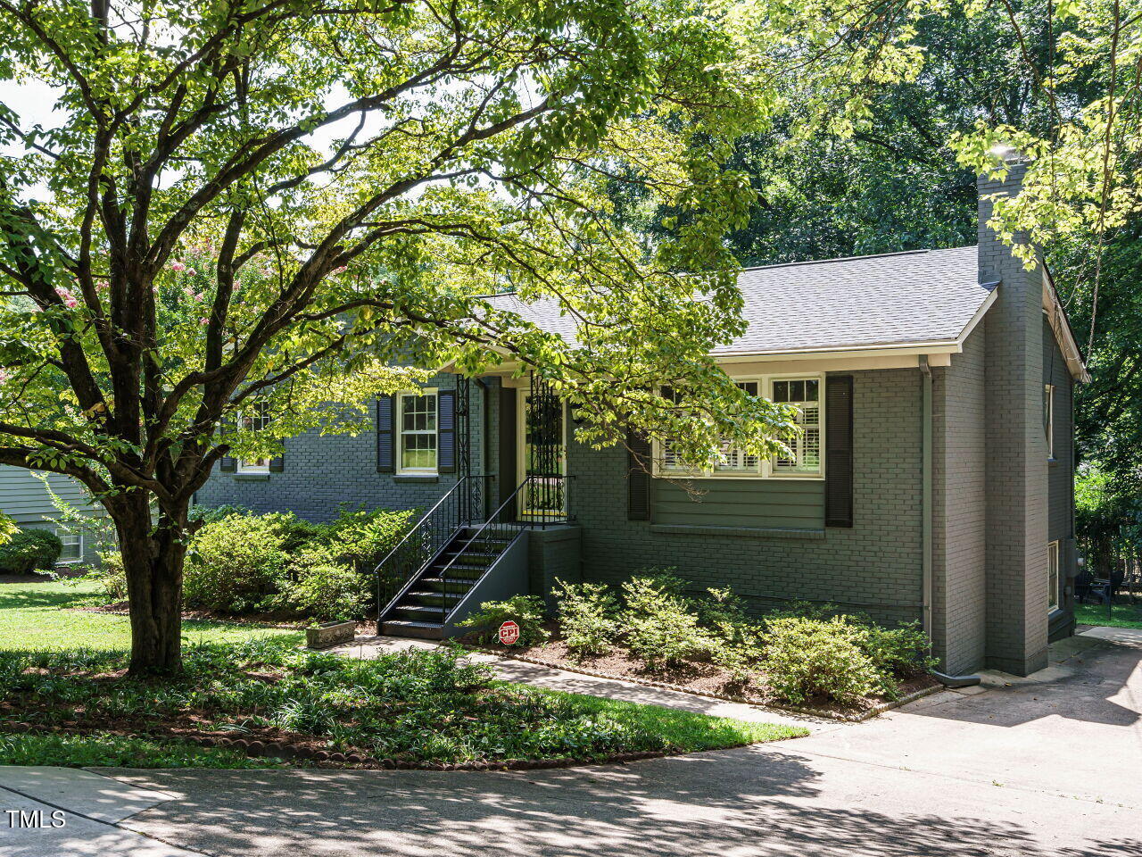 5039 Kaplan Drive