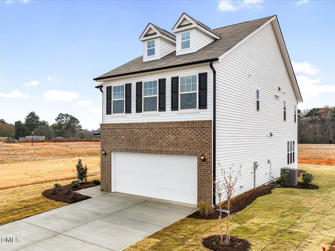 1609 Briar Brook Lane