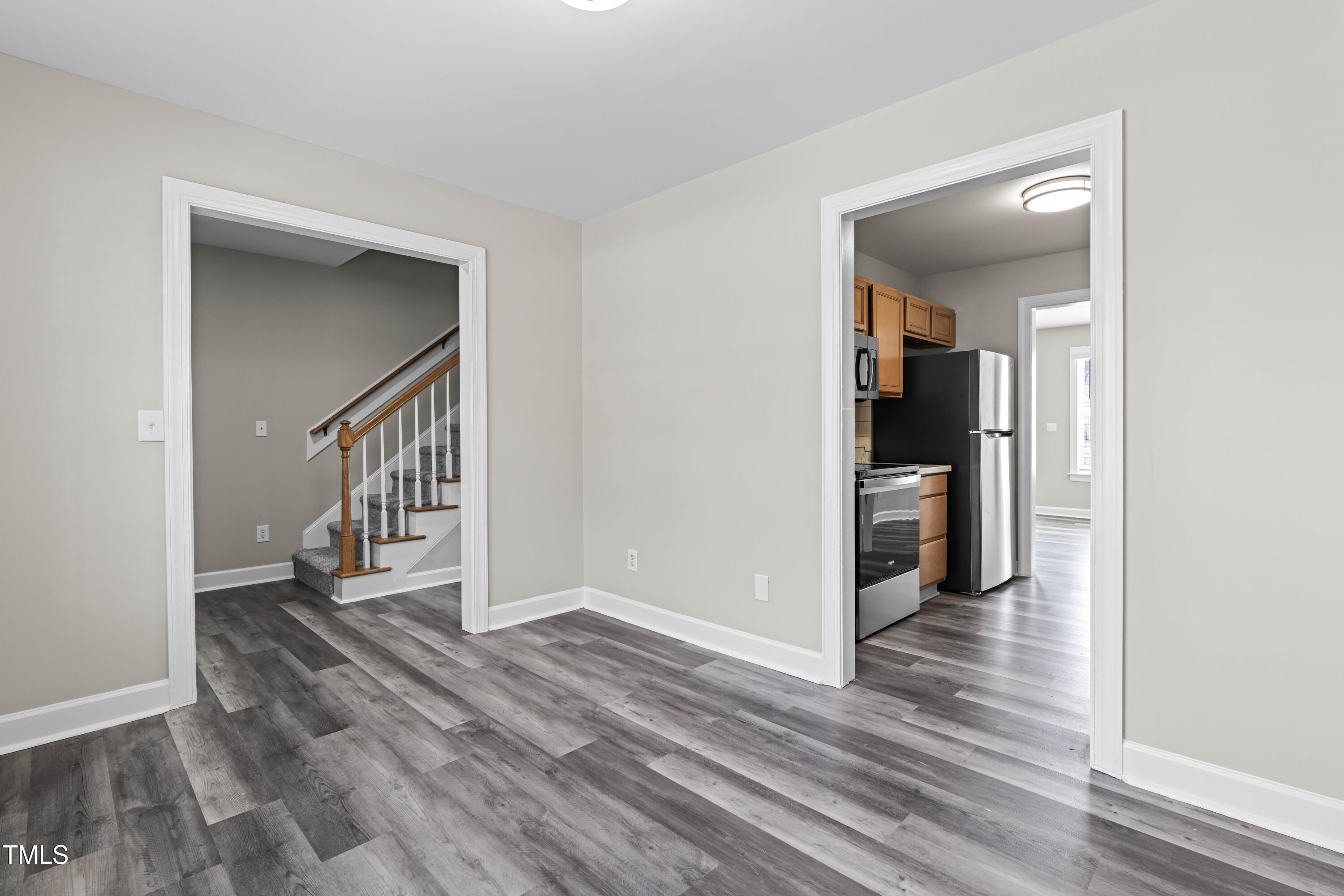 1707 Stroll Circle