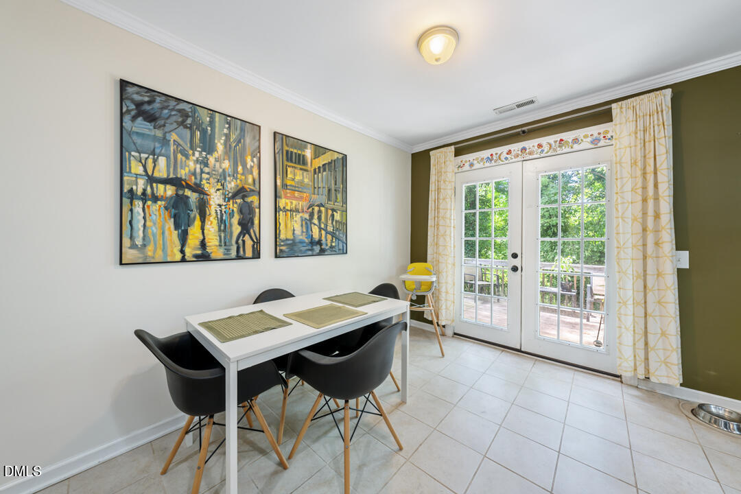 806 S Roxboro Street