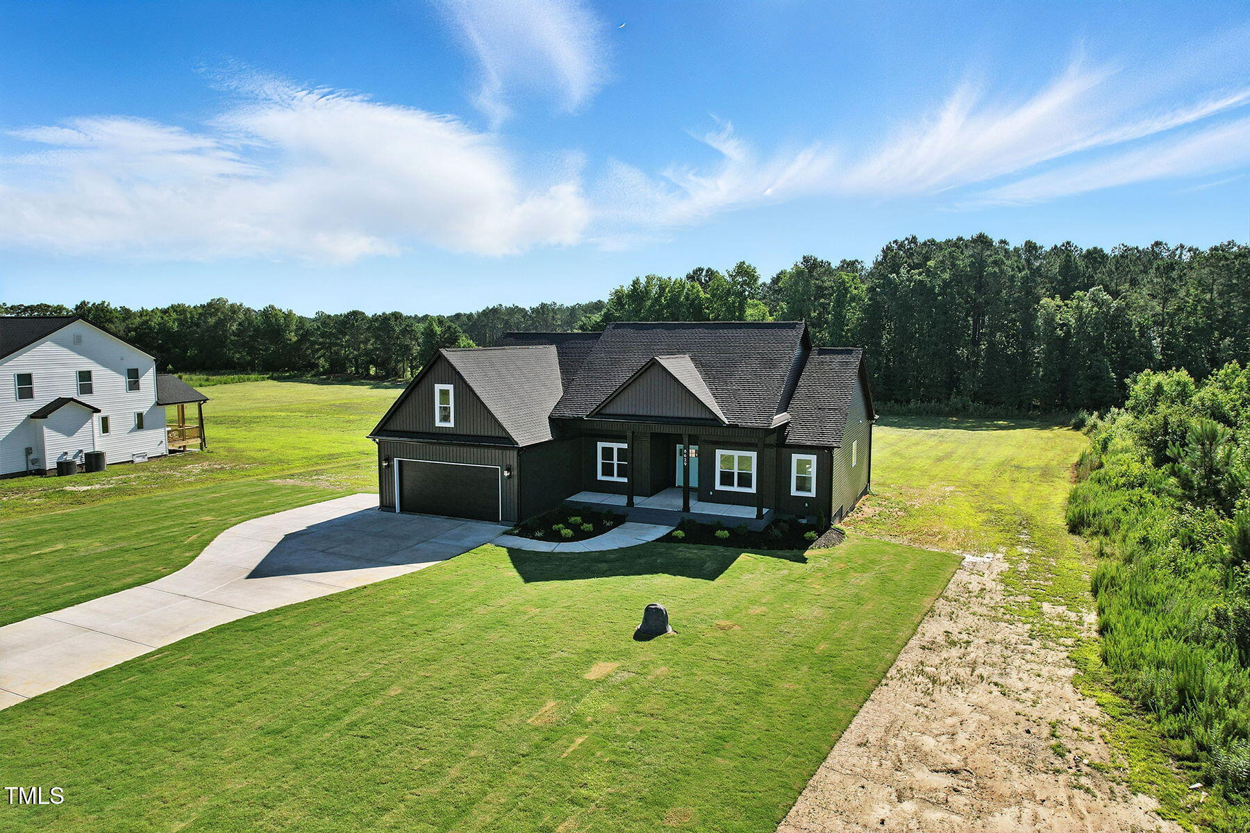 8629 Dukes Lake Road