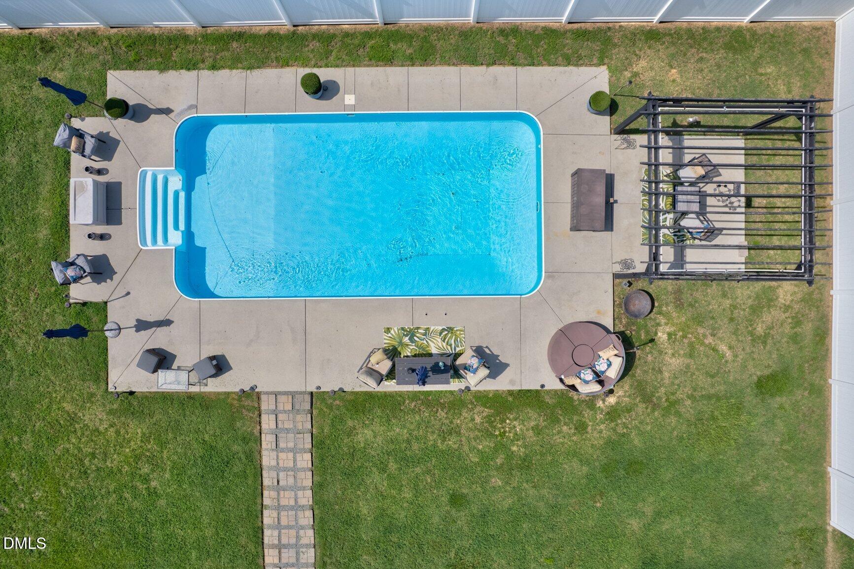 1701 Kingfisher Court