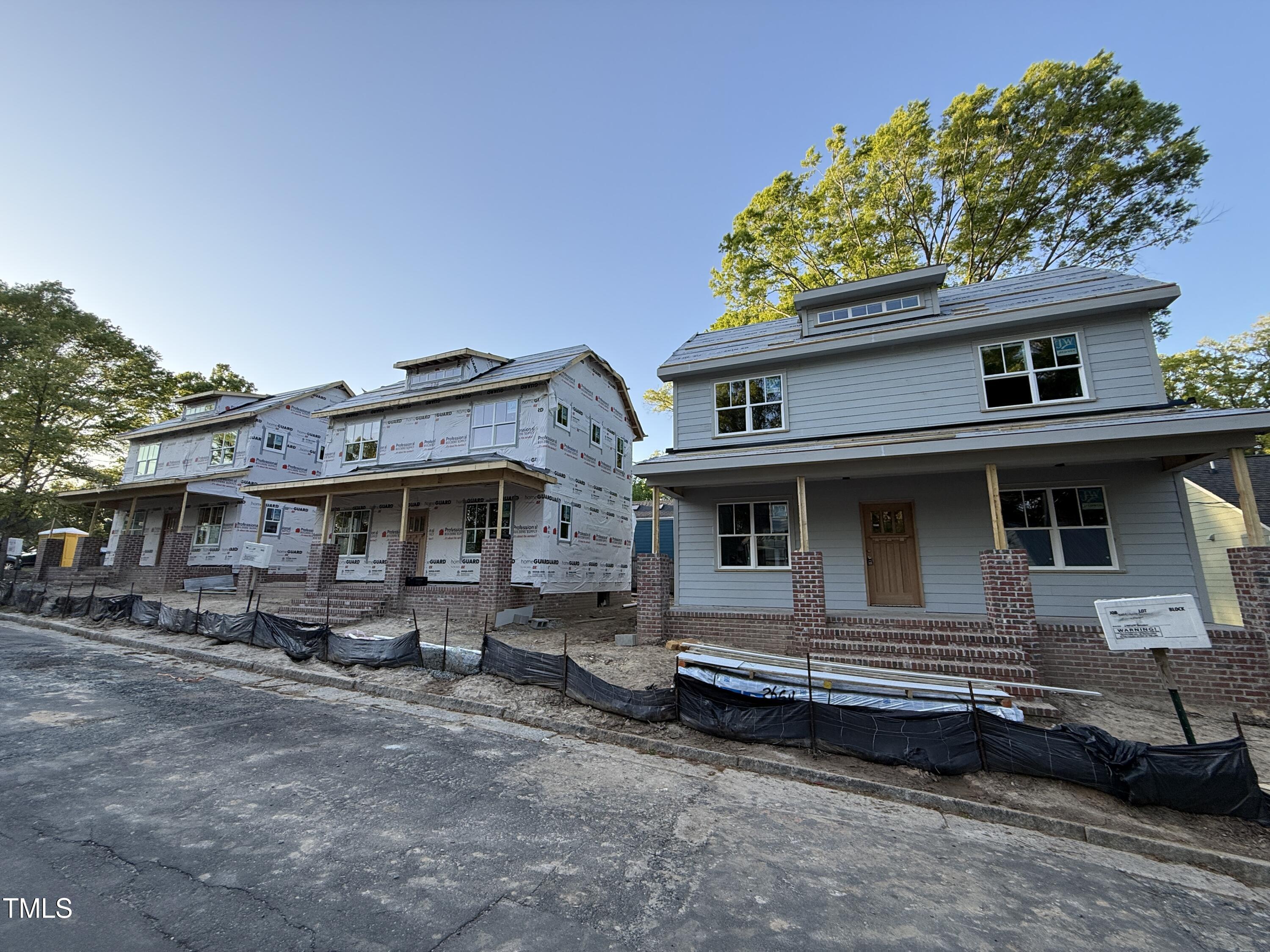 2654 Lawndale