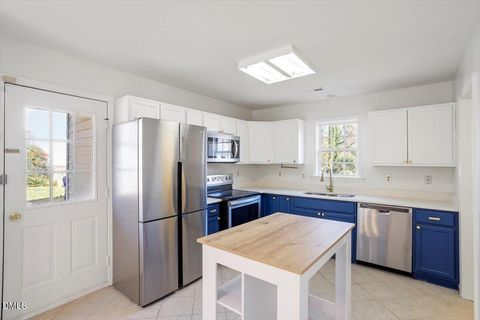 2118 Magnolia Lane Hillsborough NC 27278