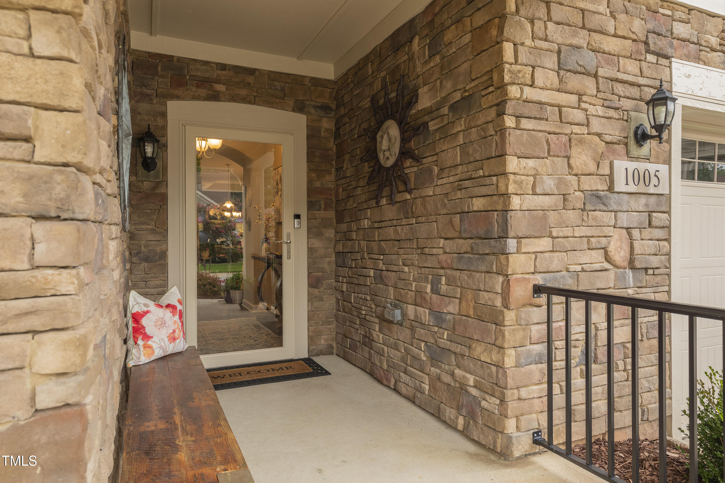 1005 Vesper Court