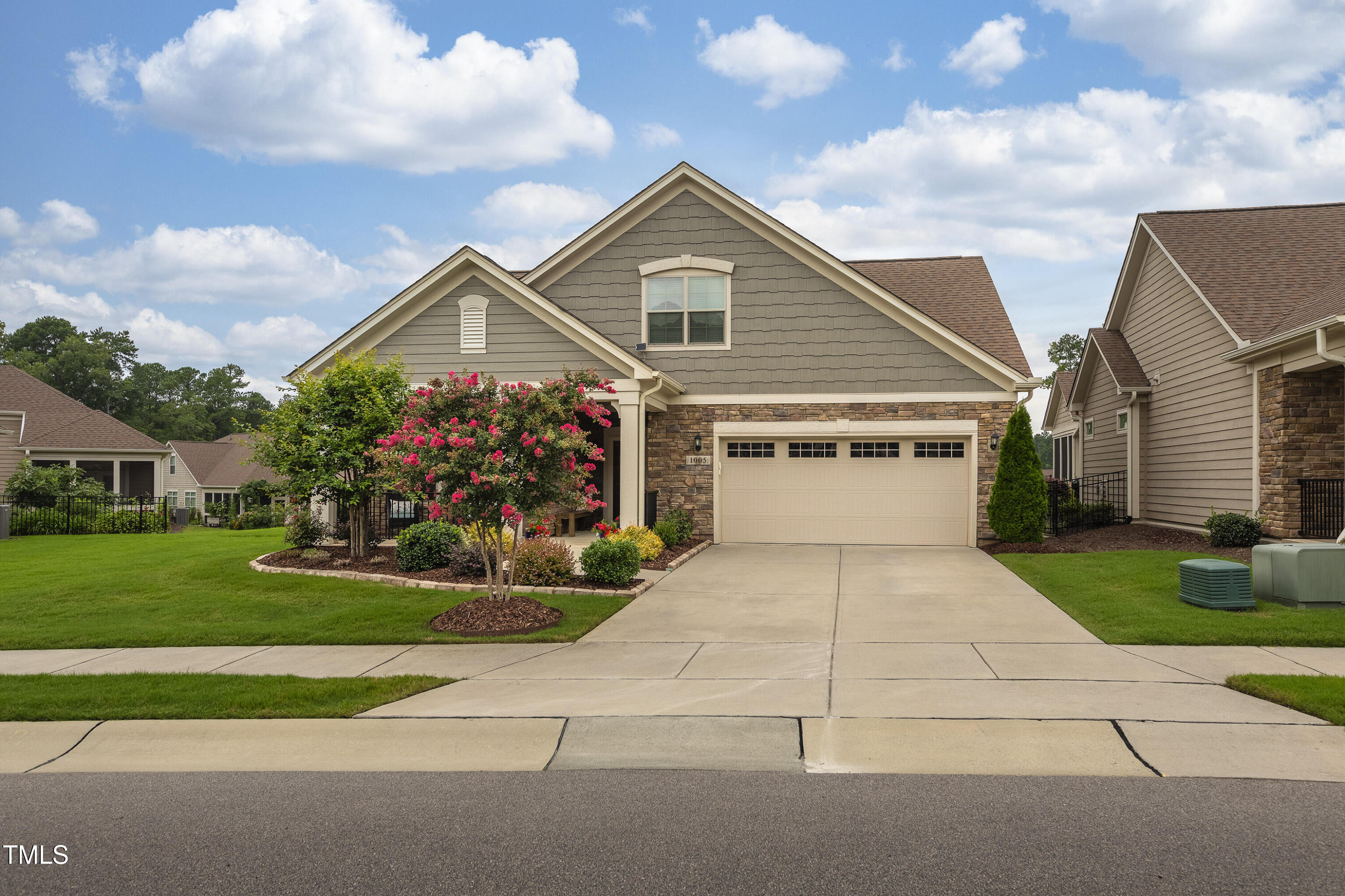 1005 Vesper Court