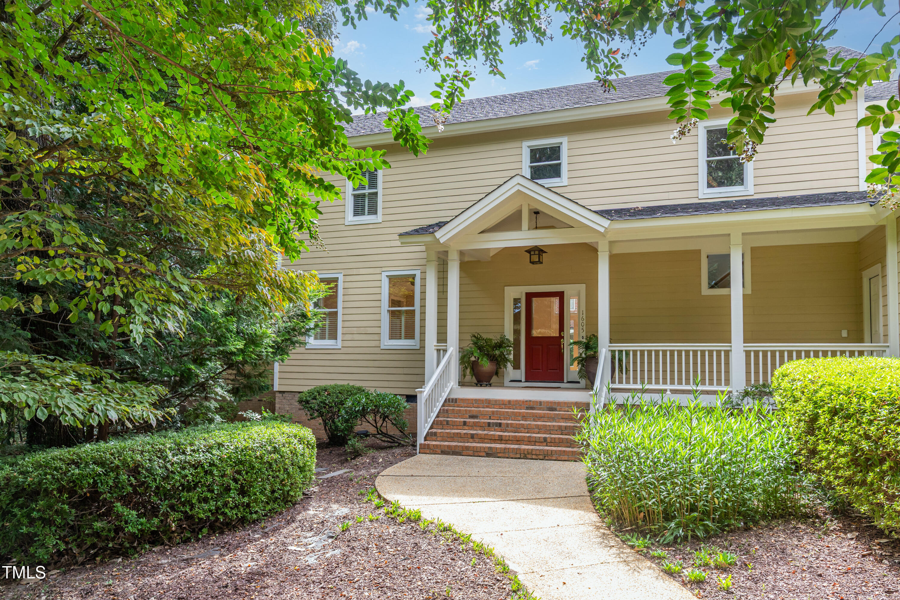 1605 Park Drive