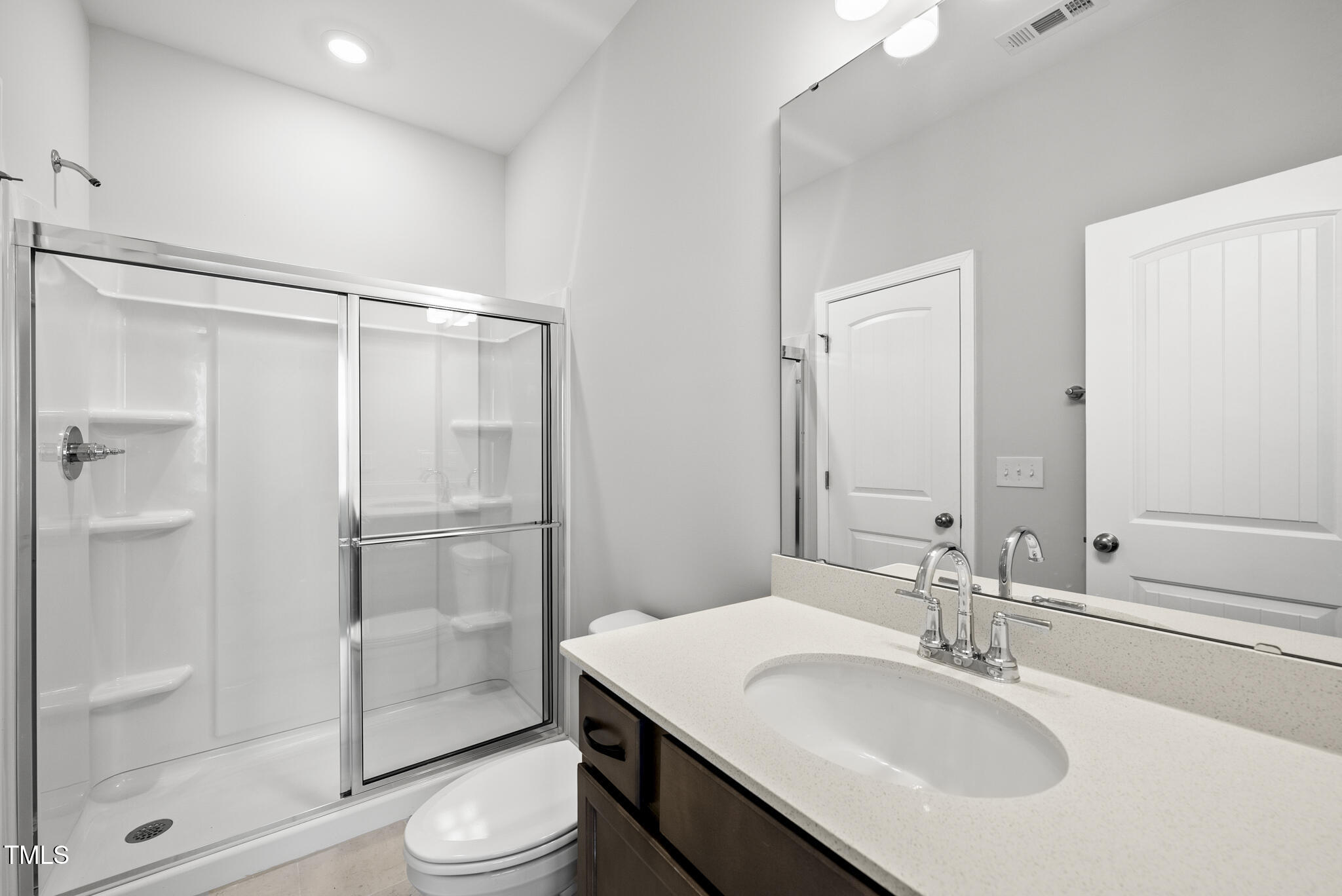 327 Chesapeake Commons Street 105