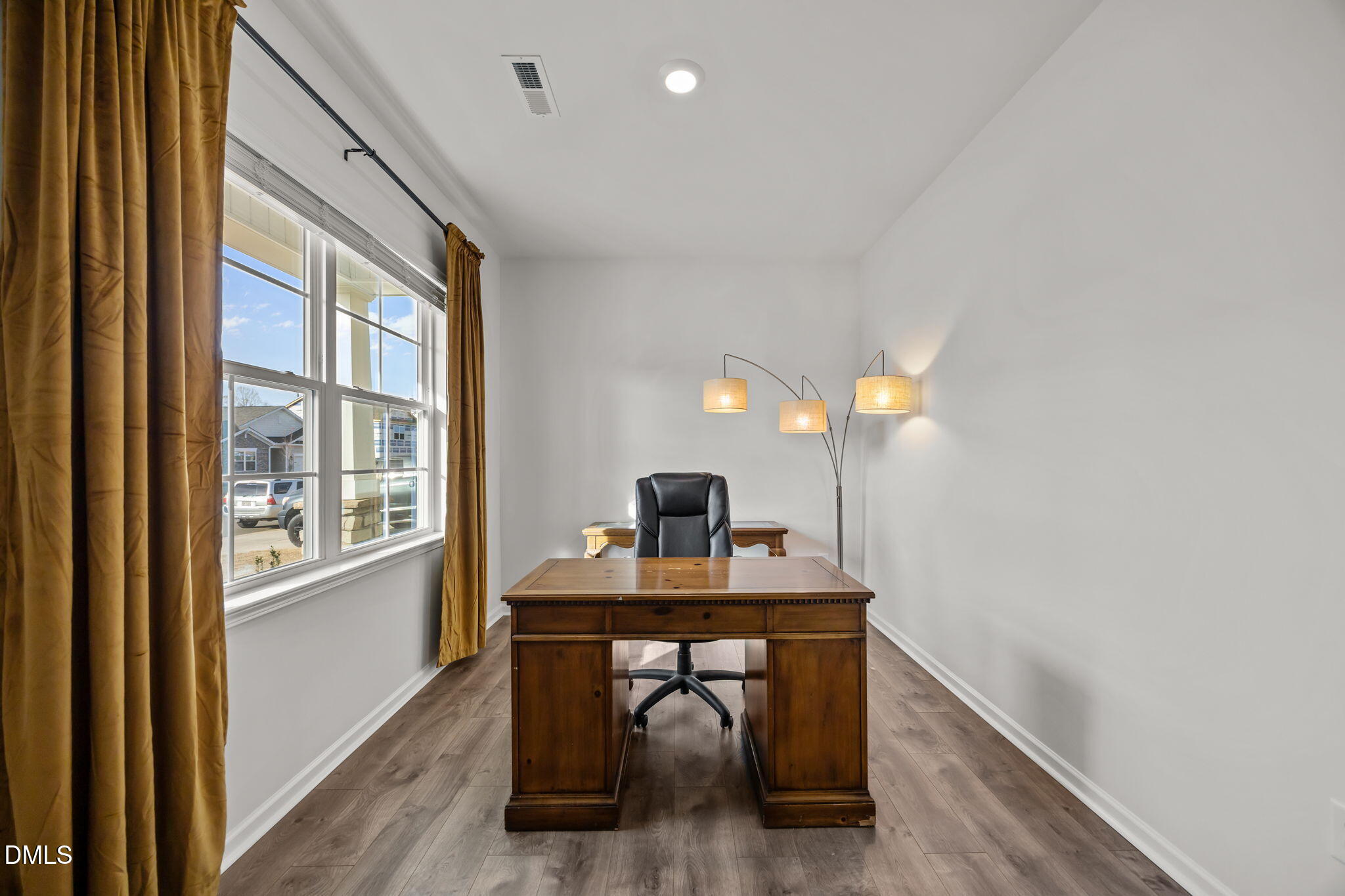 1432 Carisbrooke Drive