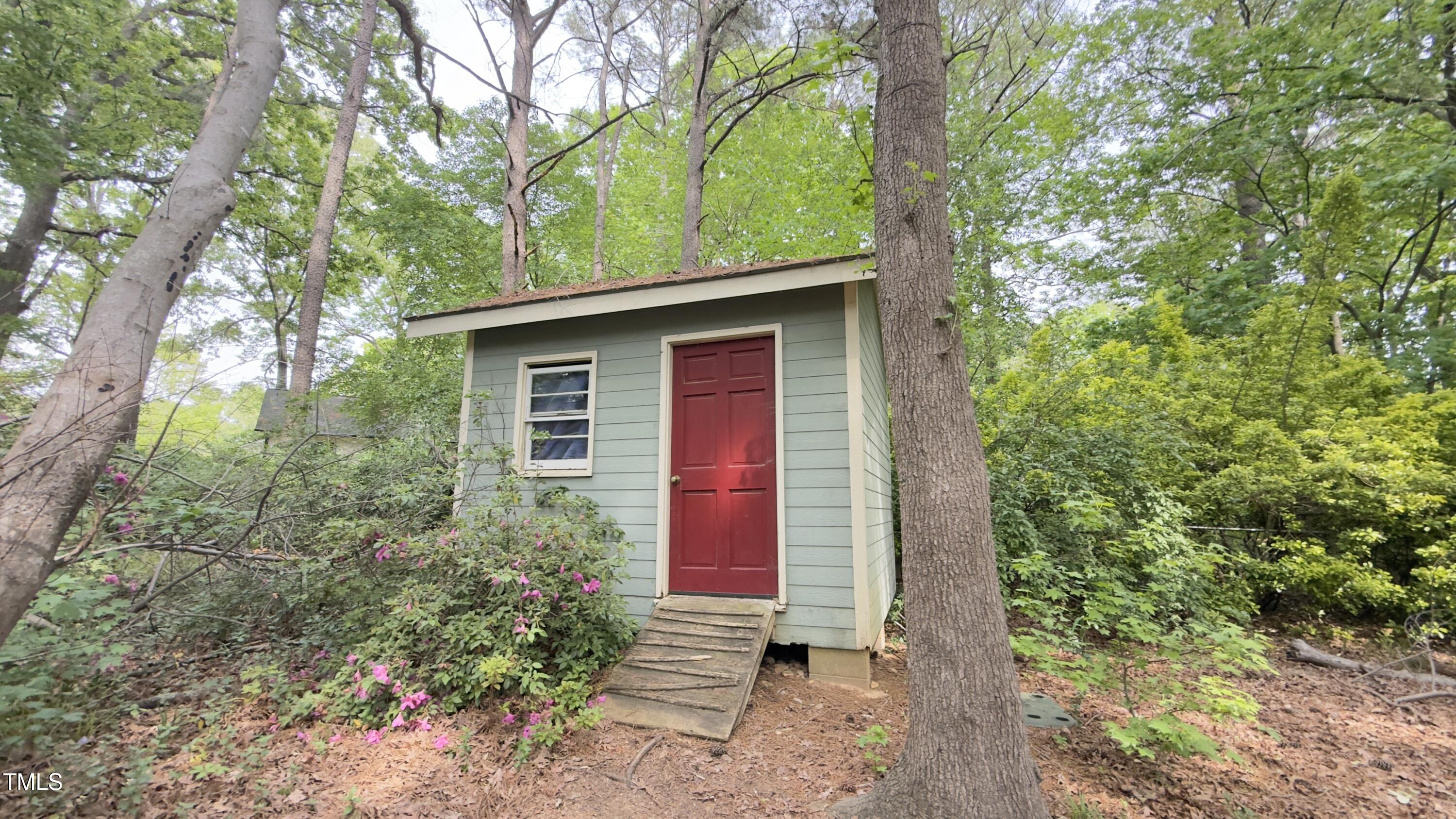 7312 Ray Road