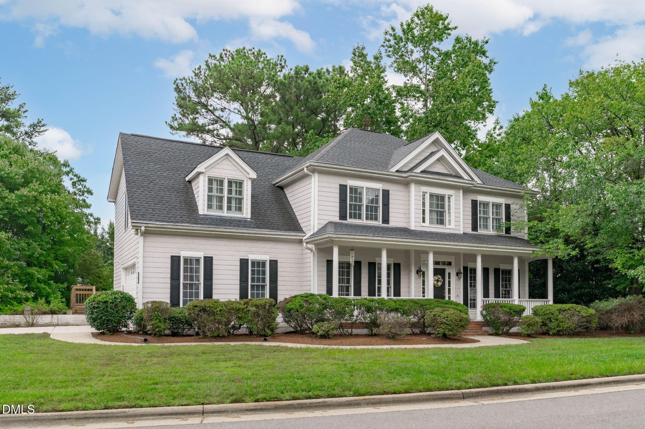 1121 Capitata Crossing