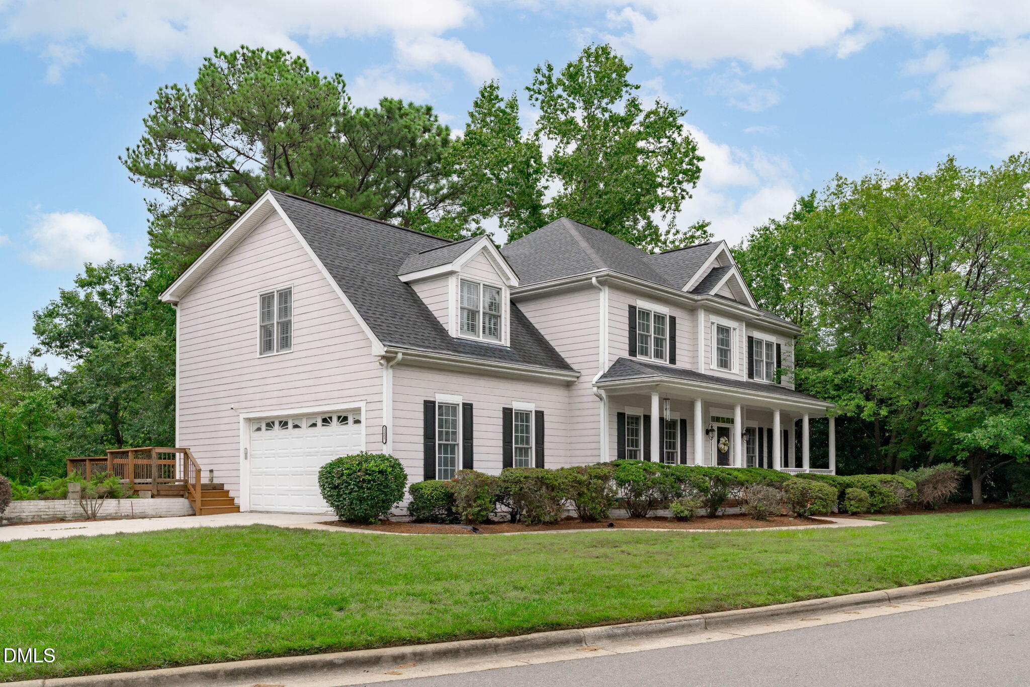 1121 Capitata Crossing