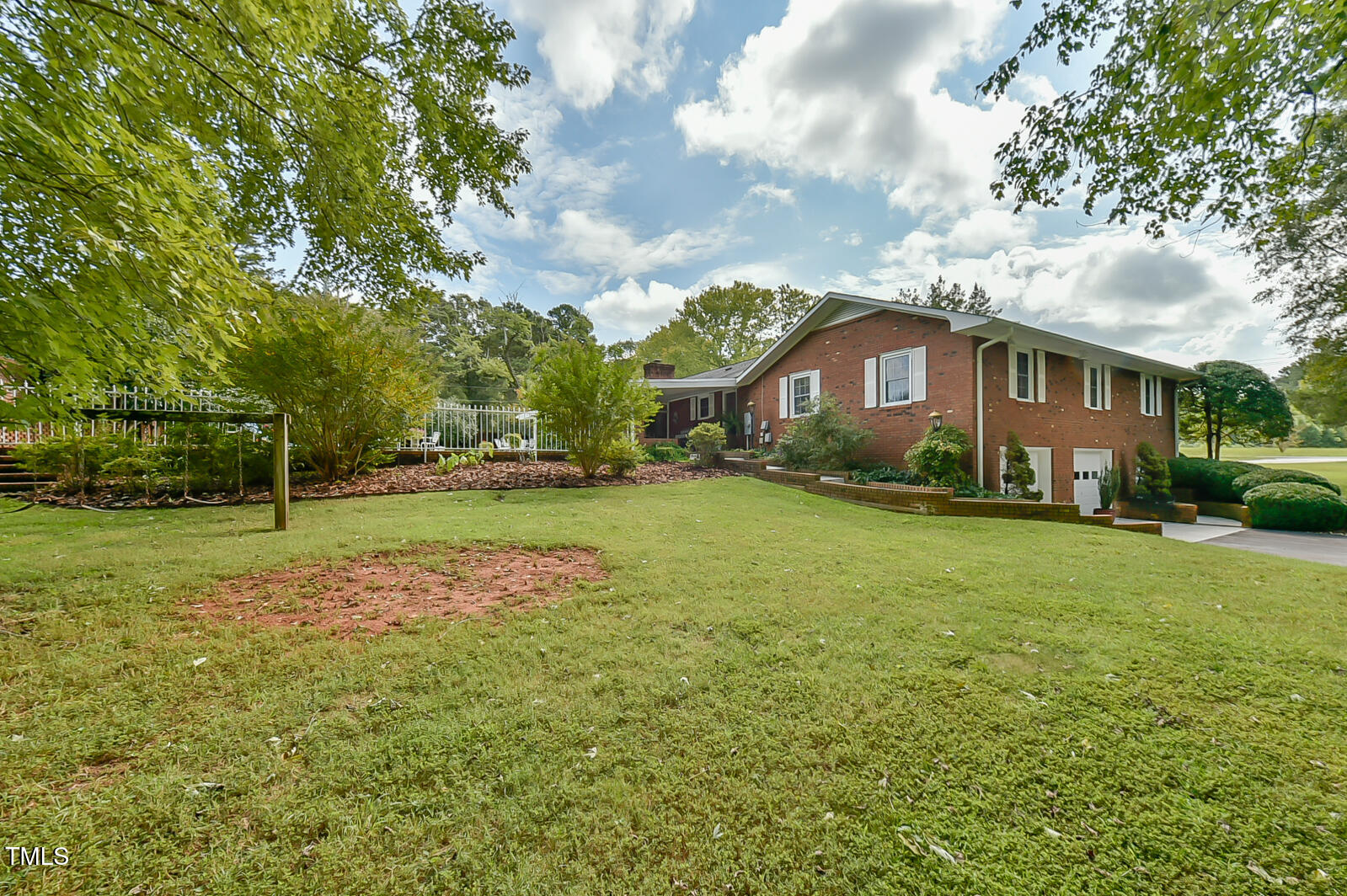 304 Homestead Rd. Road