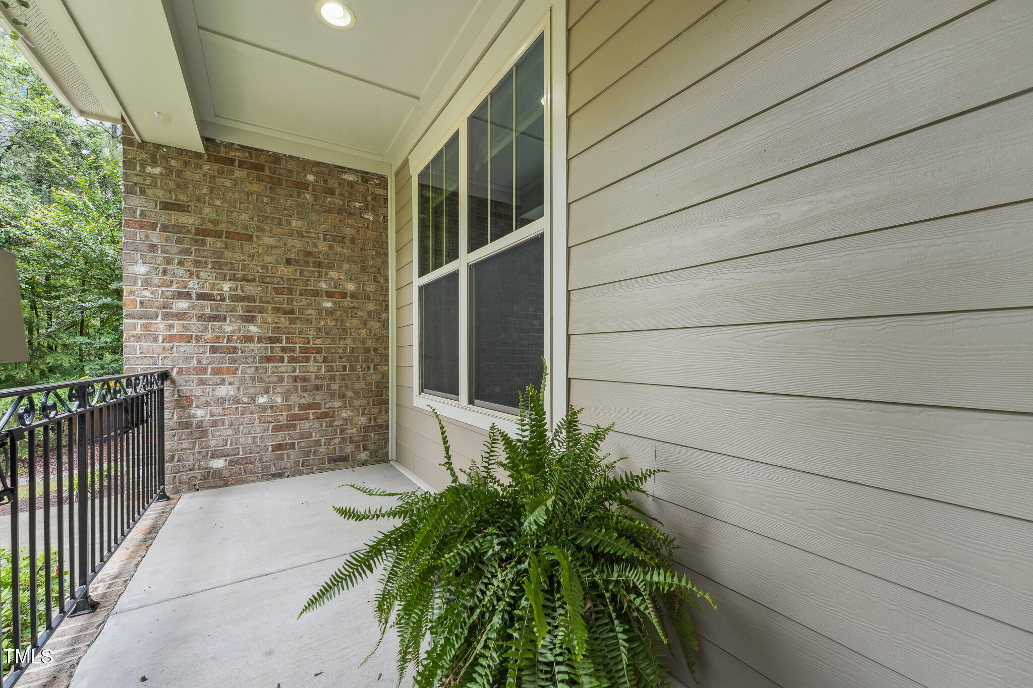 1009 Blue Larkspur Avenue