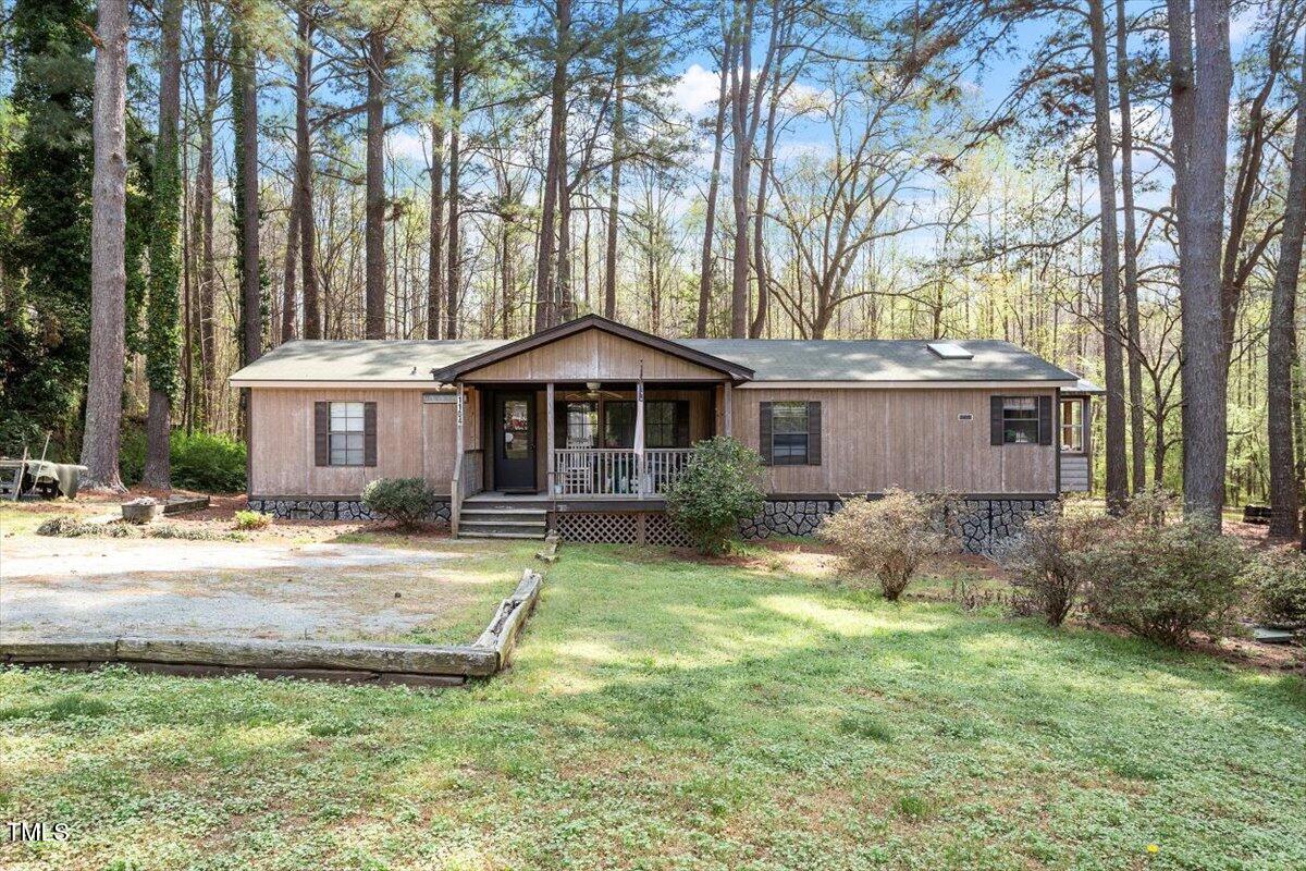 1104 Cattleman Circle