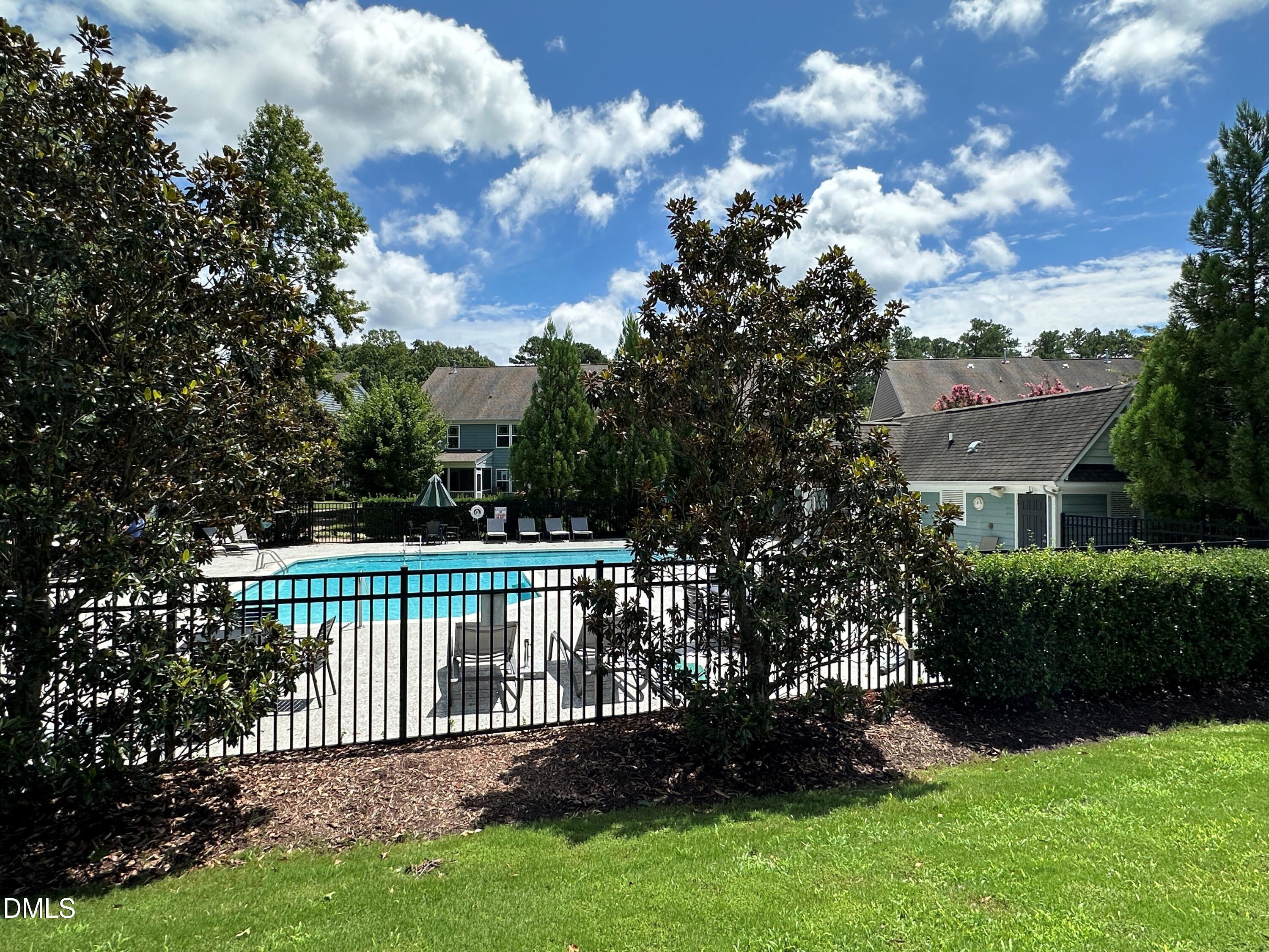 Hillsborough, North Carolina 27278, United States, 4 Bedrooms Bedrooms, ,3 BathroomsBathrooms,Residential,Active,231868