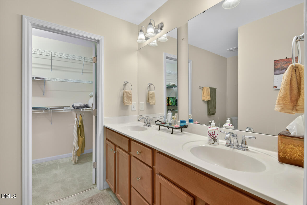 Hillsborough, North Carolina 27278, United States, 4 Bedrooms Bedrooms, ,3 BathroomsBathrooms,Residential,Active,231868