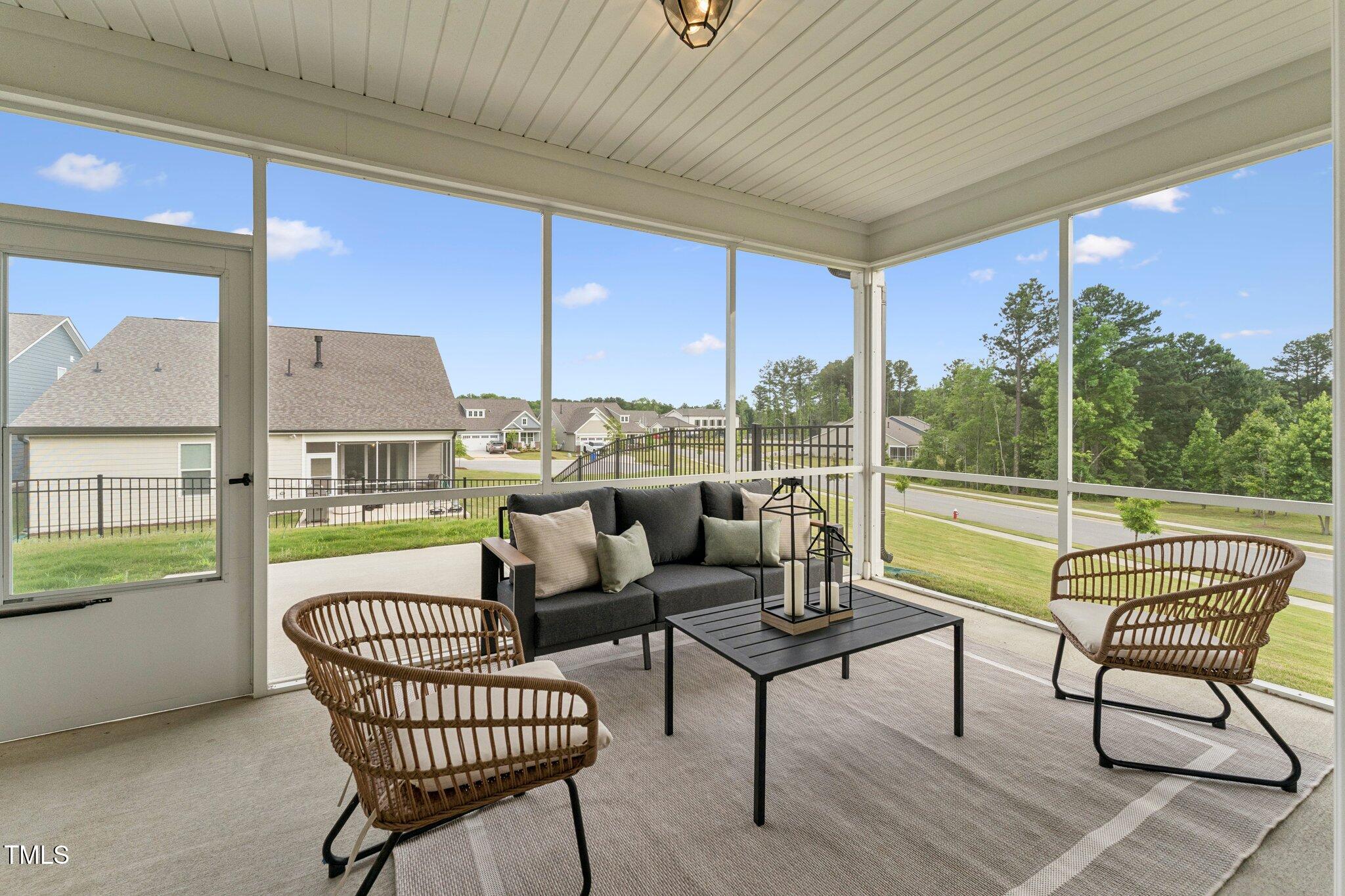 1625 Plover Circle