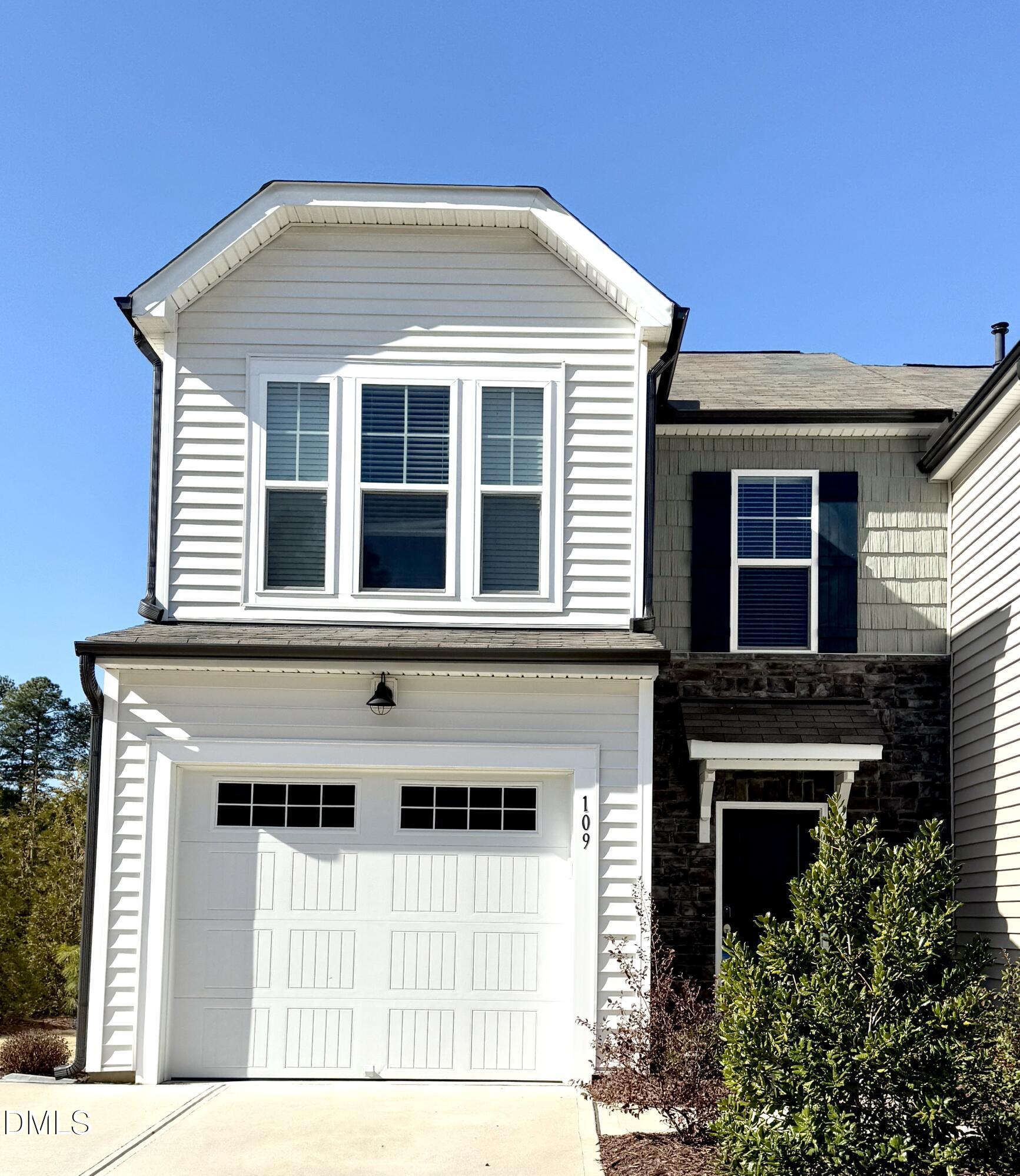 109 Woodford Reserve Court