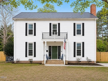 910 S 2nd Street Smithfield NC 27577