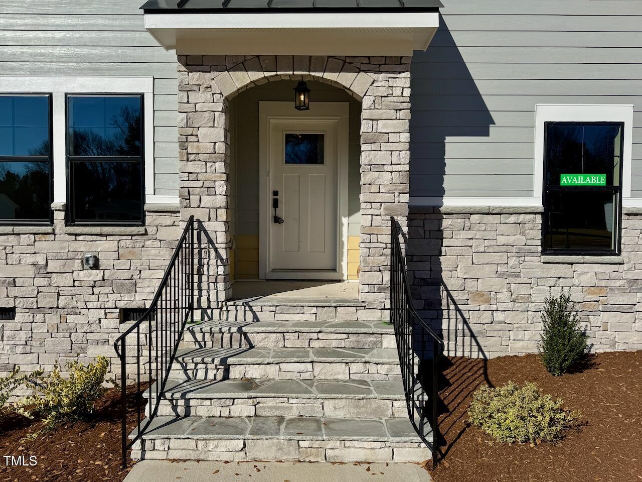 168 Grand Griffon Way