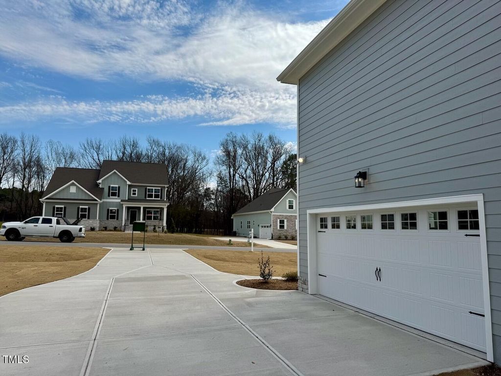 listing image 76