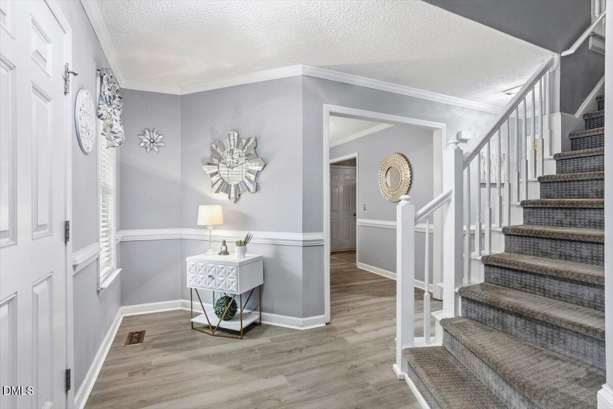 141 Falcon Pointe Lane