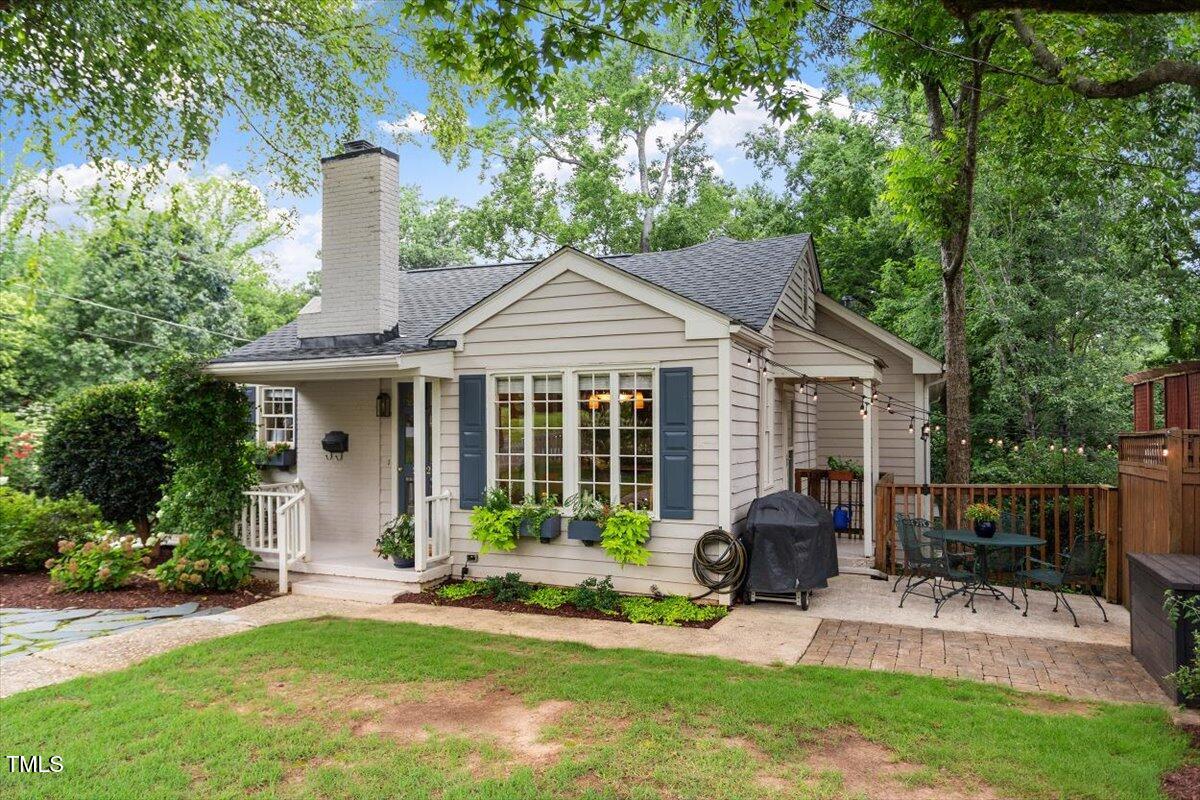 2722 Wayland