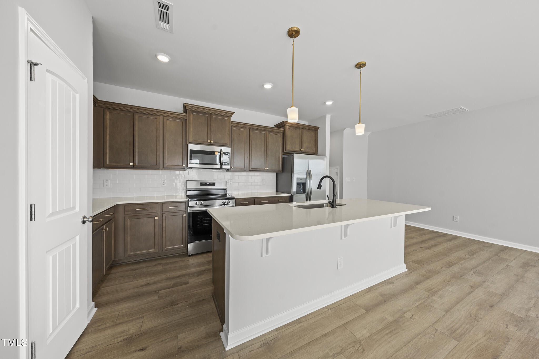 92 Ripple Way 315