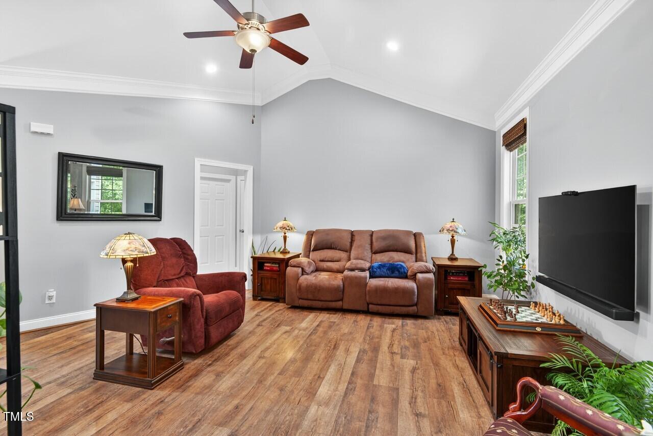 109 N Cinnebar Court