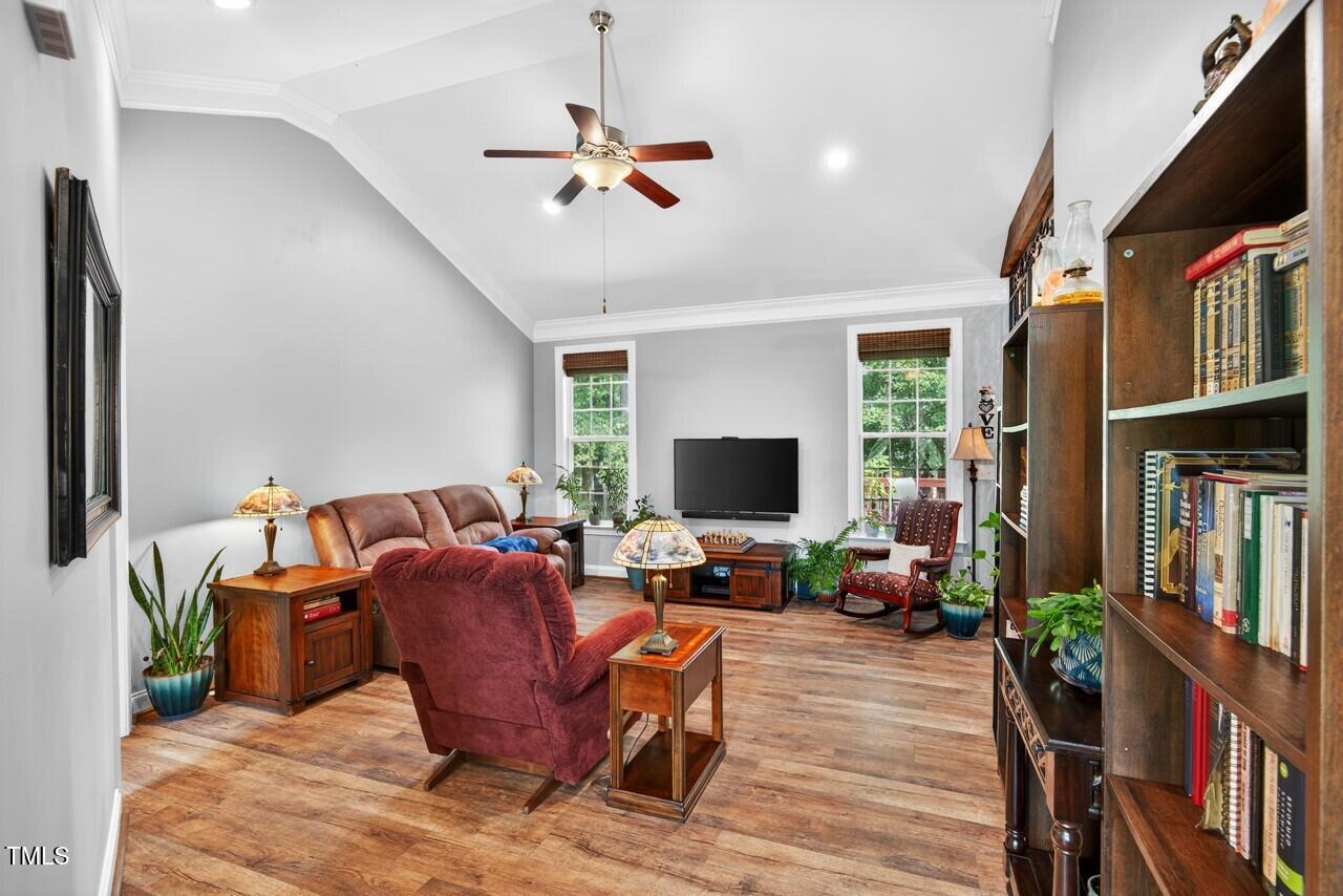 109 N Cinnebar Court