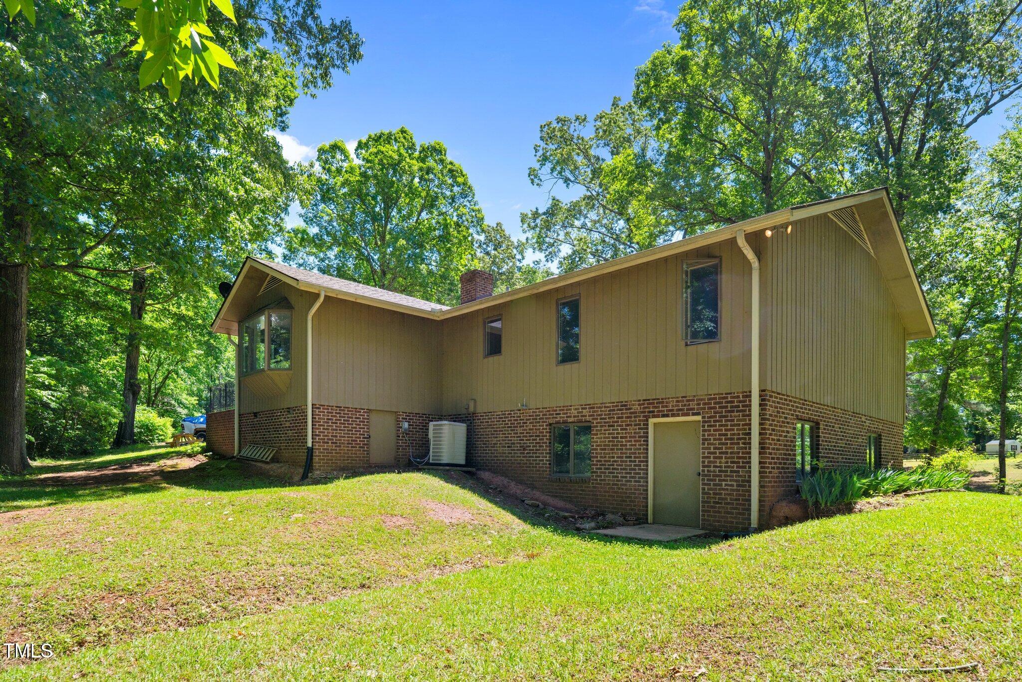 3216 Green Valley Drive