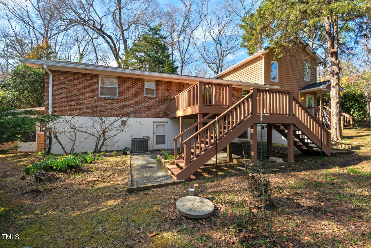 Carrboro, North Carolina 27510, United States, 5 Bedrooms Bedrooms, ,3 BathroomsBathrooms,Residential,Pending,88673