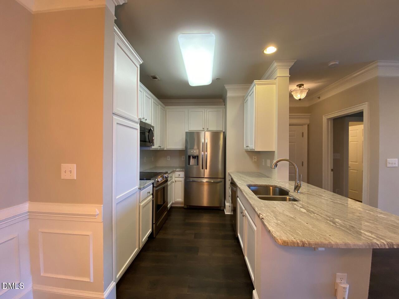 421 Waterford Lake Drive 421