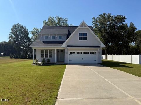 520 S Lincoln Street Benson NC 27504