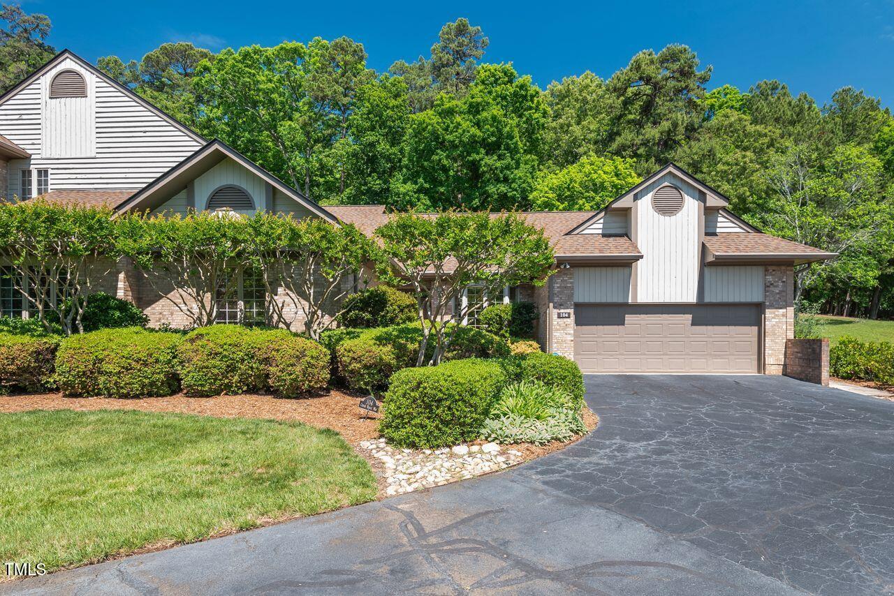 104 Cedar Ridge Way
