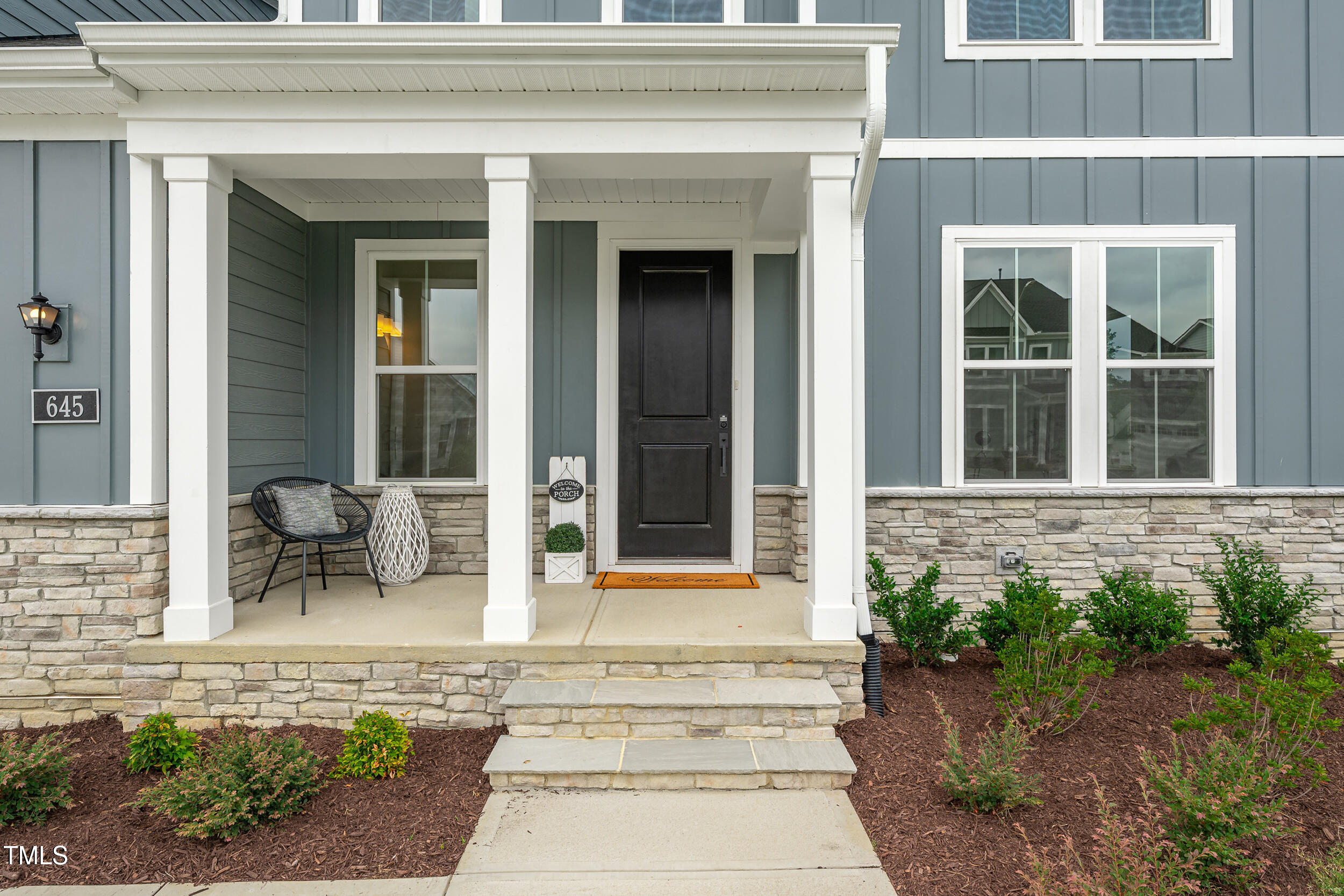 645 Silvercomet Drive