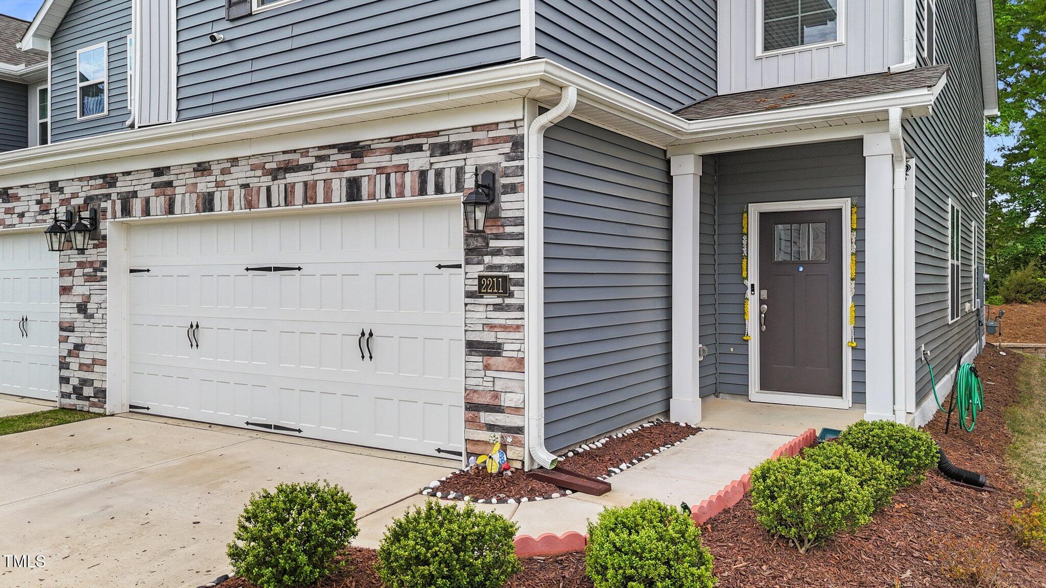 2211 Cherry Top Drive