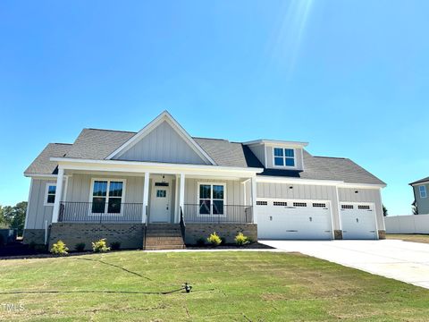 Single Family Residence in Fuquay Varina NC 169 Lambert Lane.jpg